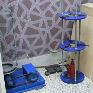 UNDISTURBED SAMPLE EXTRUDER